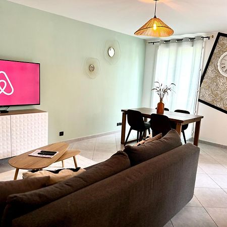 Appart' Calme - 48M² - Proche Versailles - Paris Elancourt Esterno foto