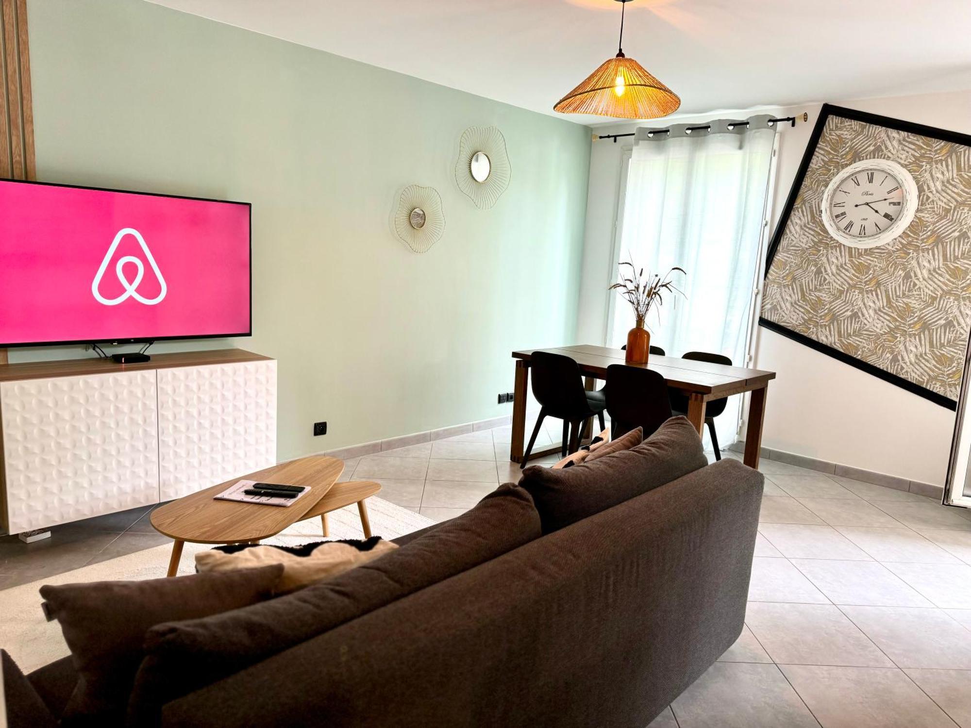 Appart' Calme - 48M² - Proche Versailles - Paris Elancourt Esterno foto